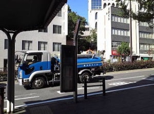 道順/アネックスエレベーターを降りて